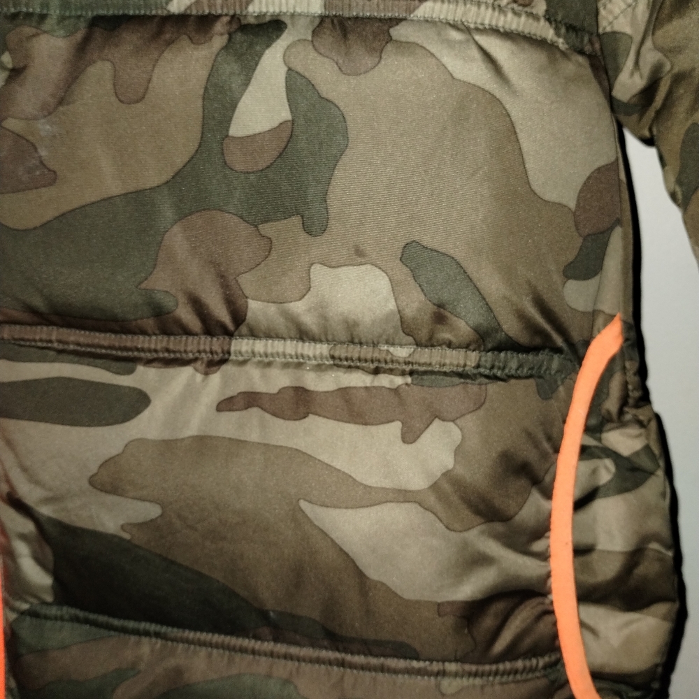 Coat - Picture 6 of 6